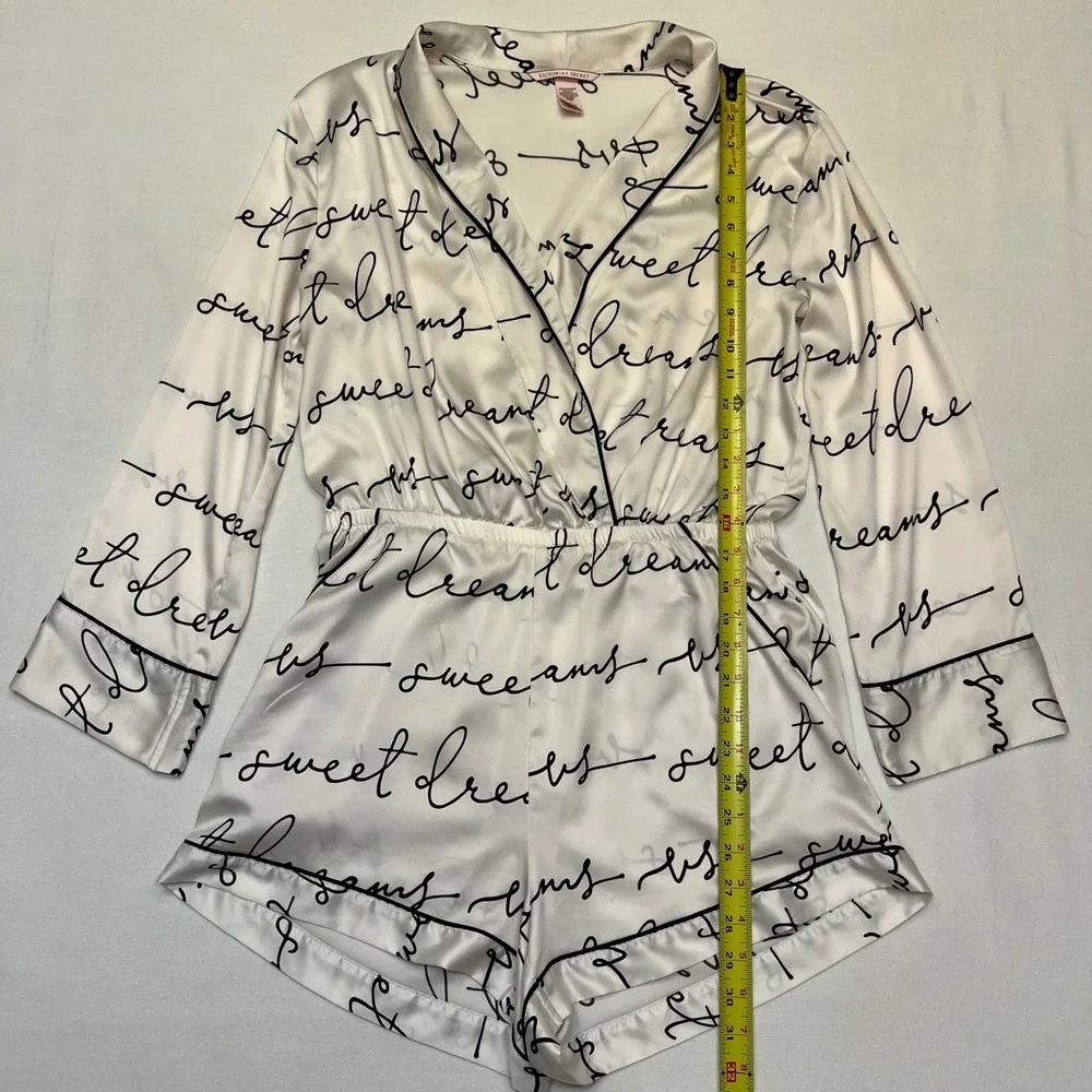 Victoria's Secret White Satin Script Print Pajama Romper Sleepwear Size‎ M